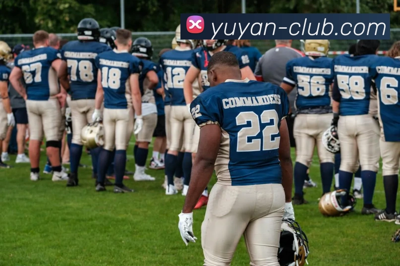 足球招式揭秘从基础技巧到高级战术全面解析提升你的球技与比赛表现